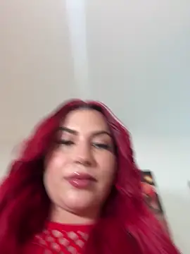 Snapshot of zafiro_mo0n chatting on September 2025 10:34:01 PM zafiro mo0n online show from September 2025 10:34:01 PM