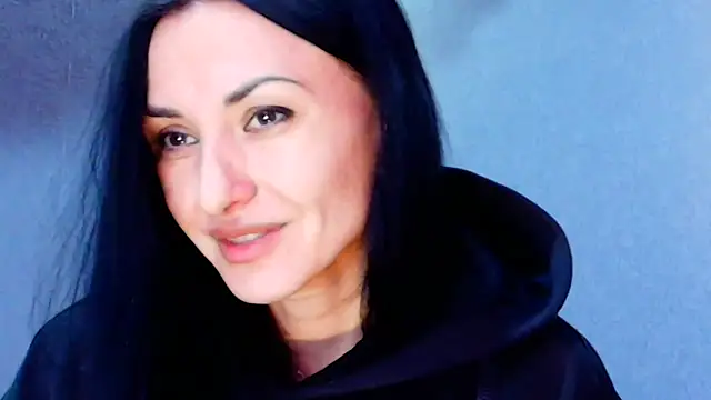 Snapshot of Siaconna chatting on April 2026 07:33:02 AM Siaconna online show from April 2026 07:33:02 AM