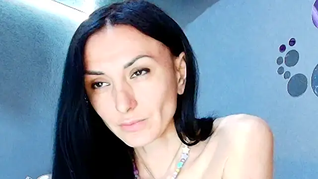 Snapshot of Siaconna chatting on May 2026 08:32:01 AM Siaconna online show from May 2026 08:32:01 AM
