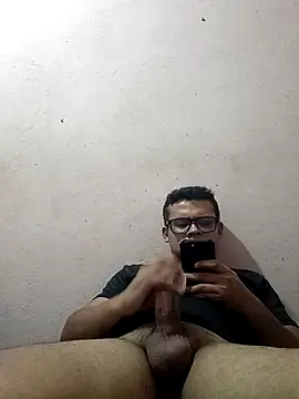 Novin18RJ online show from February 2025 06:10:02 PM