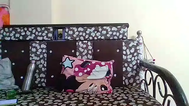 NautyBabe online show from November 2025 05:56:01 PM