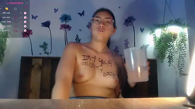 DaMikaela  online show from January 2025 10:08:02 PM