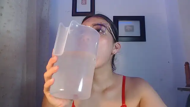 DaMikaela  online show from March 2025 07:15:01 PM