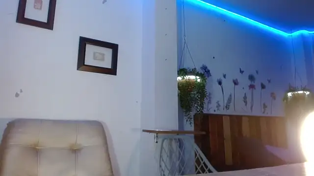 DaMikaela  online show from February 2026 06:36:02 PM