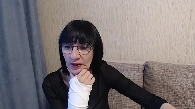 Erica95Bloom online show from February 2025 02:35:02 PM