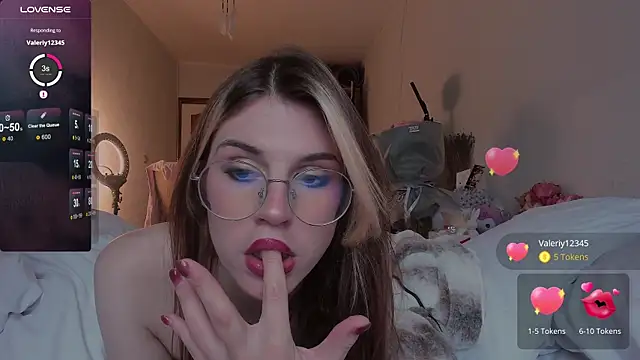 Snapshot of _eva__pleasure_ chatting on February 2026 07:15:02 AM eva pleasure online show from February 2026 07:15:02 AM