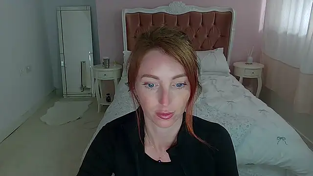 Snapshot of Red_firesquirt chatting on July 2026 01:28:01 PM Red firesquirt online show from July 2026 01:28:01 PM