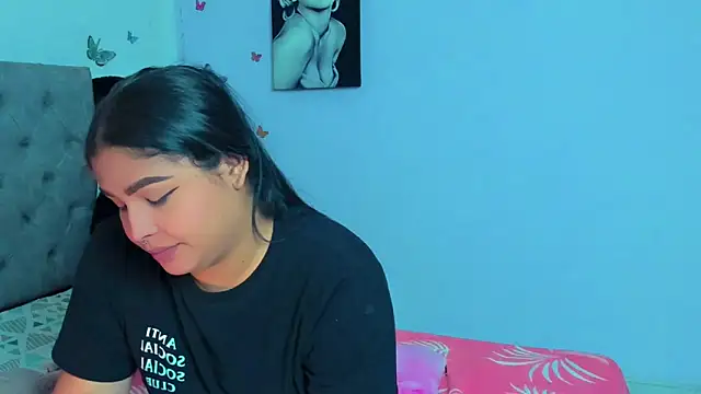 mabellfox online show from February 2025 09:04:01 PM