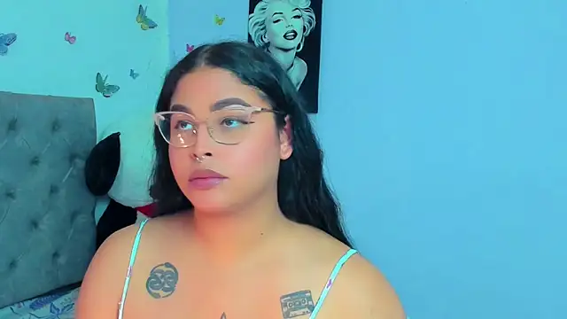 mabellfox online show from February 2025 06:55:02 PM