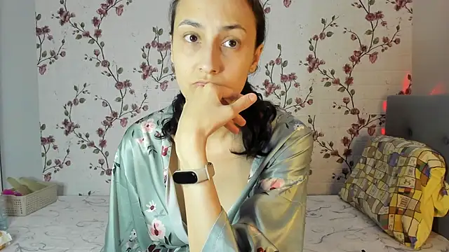 Alisagold90 online show from November 2025 12:05:02 PM