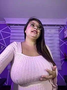 MiiaaJoness online show from February 2025 03:06:01 PM