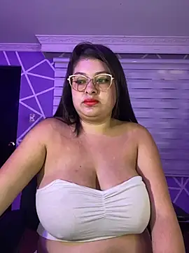 MiiaaJoness online show from October 2025 02:50:02 PM