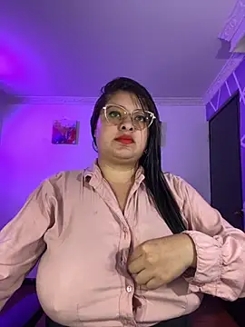 MiiaaJoness online show from November 2025 03:00:02 PM