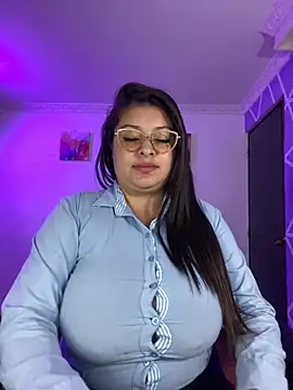 MiiaaJoness online show from November 2025 03:05:02 PM