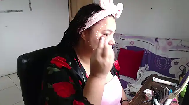 girl milk2 online show from February 2025 12:59:02 PM