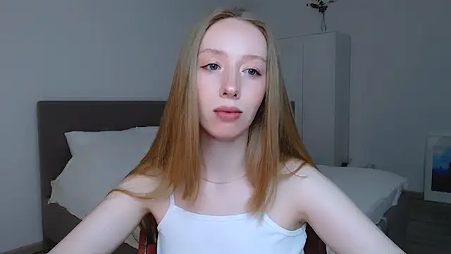 Snapshot of Luna_insniity chatting on December 2024 07:31:02 PM Luna insniity online show from December 2024 07:31:02 PM