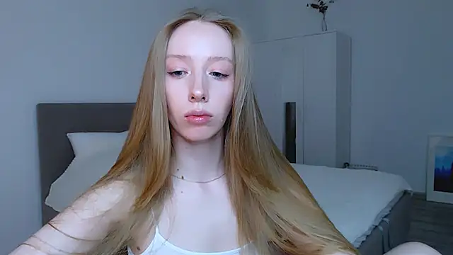 Snapshot of Luna_insniity chatting on January 2025 11:34:02 PM Luna insniity online show from January 2025 11:34:02 PM