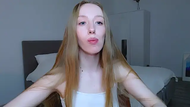 Snapshot of Luna_insniity chatting on March 2025 11:56:02 PM Luna insniity online show from March 2025 11:56:02 PM