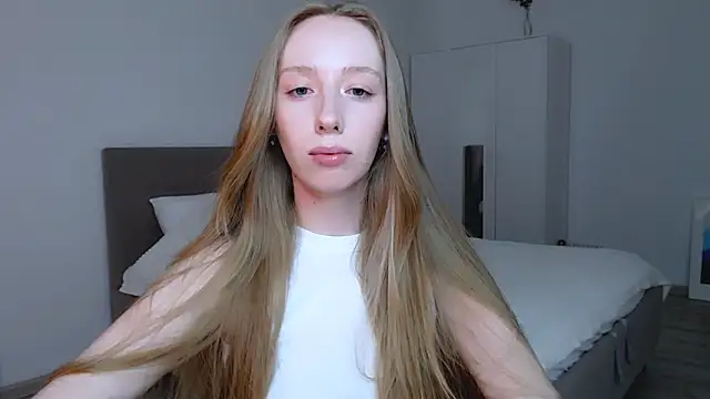 Snapshot of Luna_insniity chatting on March 2025 01:59:01 AM Luna insniity online show from March 2025 01:59:01 AM