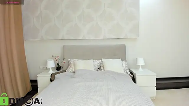 Donna Evans online show from March 2026 12:01:02 AM