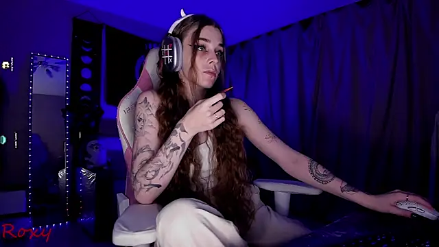 wet dream  online show from October 2025 10:21:02 PM