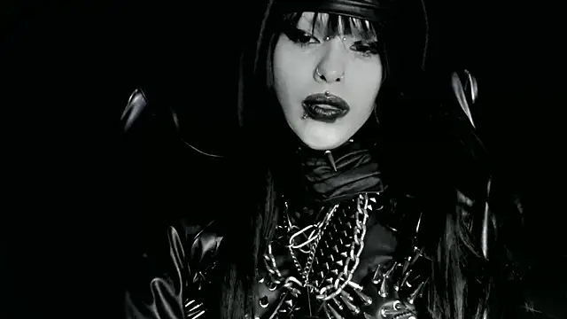 XXIOUX online show from April 2026 05:04:02 AM