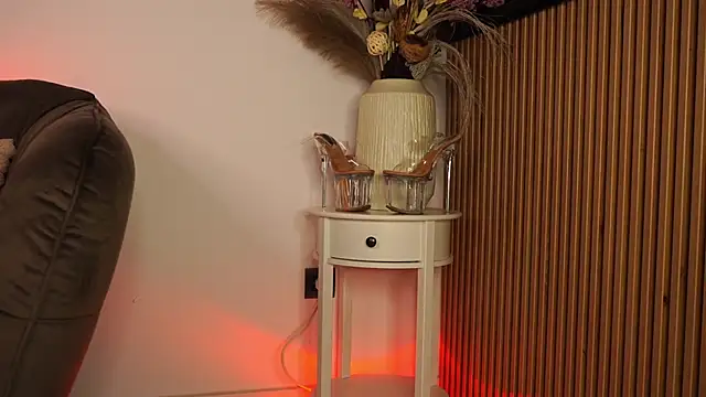 Snapshot of KimyBroox chatting on October 2025 07:11:01 PM KimyBroox online show from October 2025 07:11:01 PM