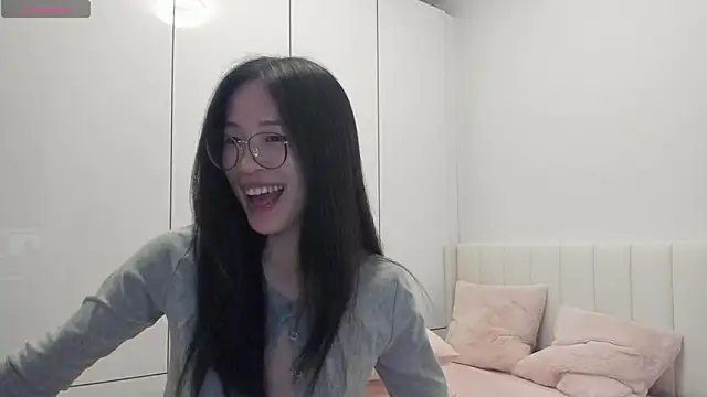 Snapshot of secretgirlfriendxo chatting on November 2025 02:12:02 AM secretgirlfriendxo online show from November 2025 02:12:02 AM
