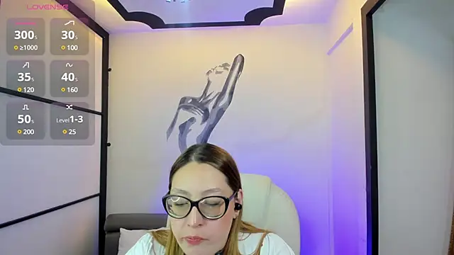 NiickyJones online show from February 2025 07:48:01 AM