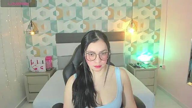 megancero online show from February 2025 12:39:02 PM