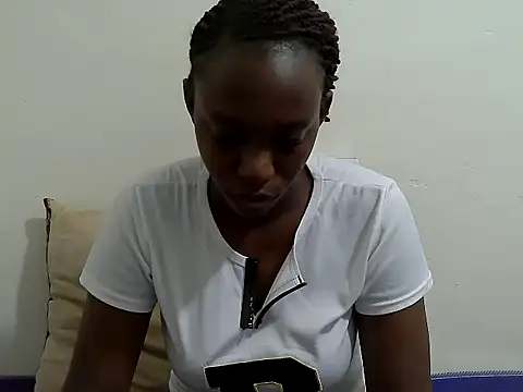 lizbela1 online show from May 2026 03:42:01 PM
