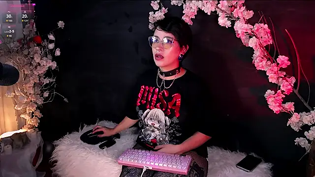 Snapshot of kitty_roxy chatting on May 2026 06:54:02 AM kitty roxy online show from May 2026 06:54:02 AM