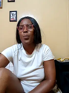 Malaika Nkosi online show from September 2025 01:59:02 PM