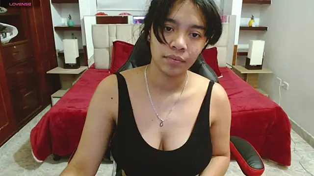 laureentt  online show from March 2025 03:01:01 AM