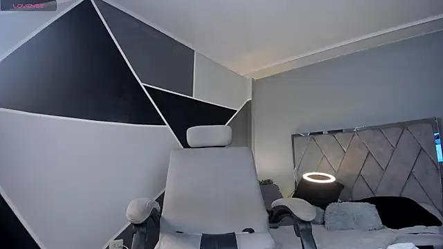 Markbrown online show from February 2025 03:45:02 PM