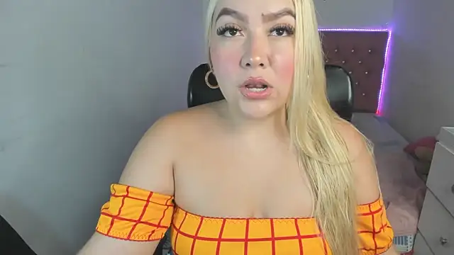 Celeste  sweetx online show from May 2026 06:04:02 PM