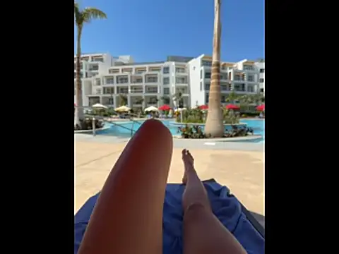 Snapshot of Miss_Flexi_fit chatting on June 2026 11:32:02 AM Miss Flexi fit online show from June 2026 11:32:02 AM