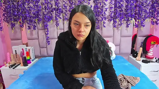 Snapshot of Bich_Anal_ chatting on January 2025 01:38:02 PM Bich Anal online show from January 2025 01:38:02 PM