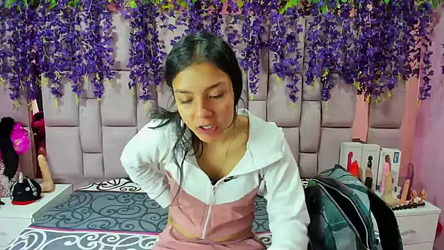 Snapshot of Bich_Anal_ chatting on February 2025 01:31:02 PM Bich Anal online show from February 2025 01:31:02 PM