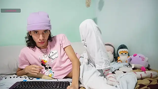 imcoltonalvin online show from January 2025 02:51:01 AM