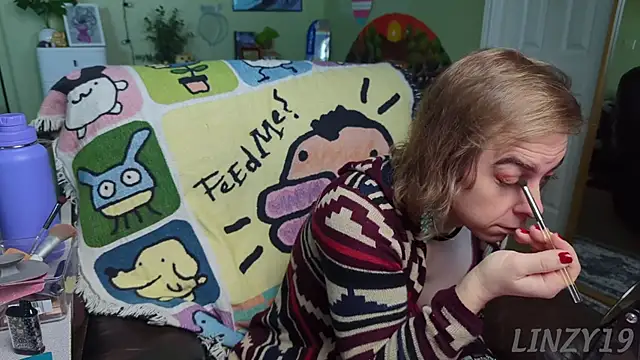 Snapshot of Linzy_19 chatting on February 2025 02:56:02 PM Linzy 19 online show from February 2025 02:56:02 PM