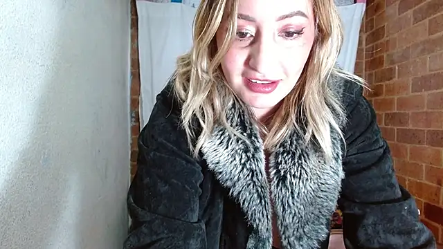 Snapshot of rashellroses22 chatting on December 2024 10:23:01 PM rashellroses22 online show from December 2024 10:23:01 PM