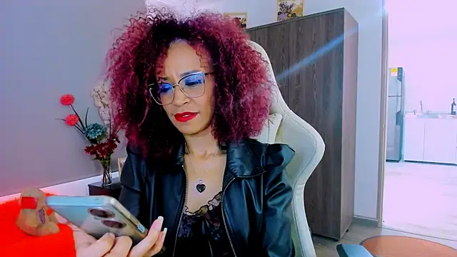 ScarlettMalbec online show from March 2026 08:23:02 PM