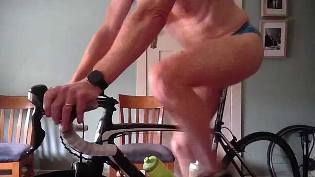 jiggy77777 online show from December 2024 11:17:02 PM