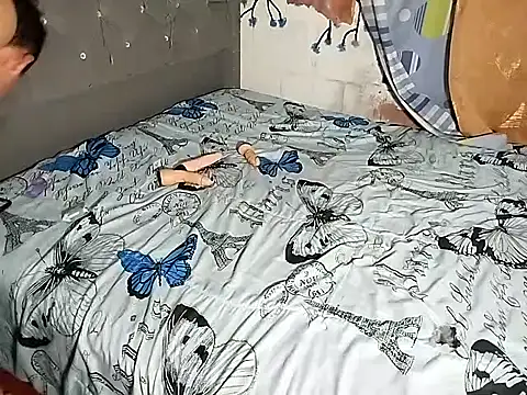 Snapshot of Styled_Four chatting on February 2025 04:01:02 AM Styled Four online show from February 2025 04:01:02 AM