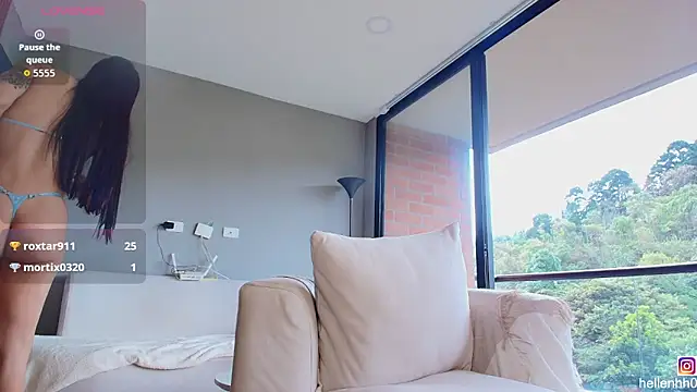 Helenbronwx online show from February 2026 08:14:02 PM