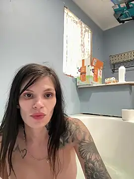 Diamondmodel95 online show from April 2026 01:26:01 PM