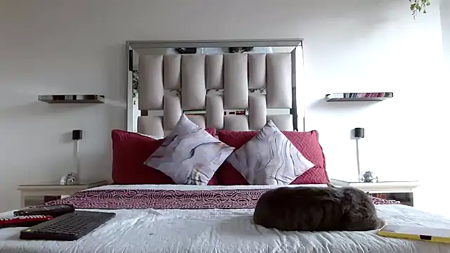 hellen martin online show from March 2025 09:31:02 PM