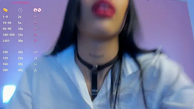 Snapshot of charlotte_kisss chatting on January 2025 10:48:01 PM charlotte kisss online show from January 2025 10:48:01 PM