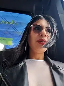 Astrid-- online show from December 2025 02:55:01 PM